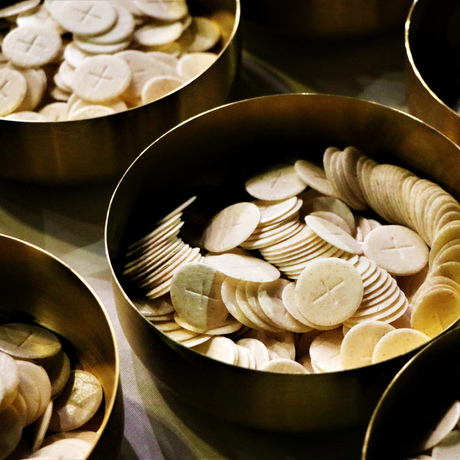 Altar Bread - Chiarelli's Religious Good's & Church Supply 