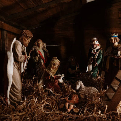 Large Nativities - Chiarelli's Religious Goods & Church Supply