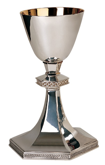 Molina -  Gothic Chalice & Dish Paten  | 2404