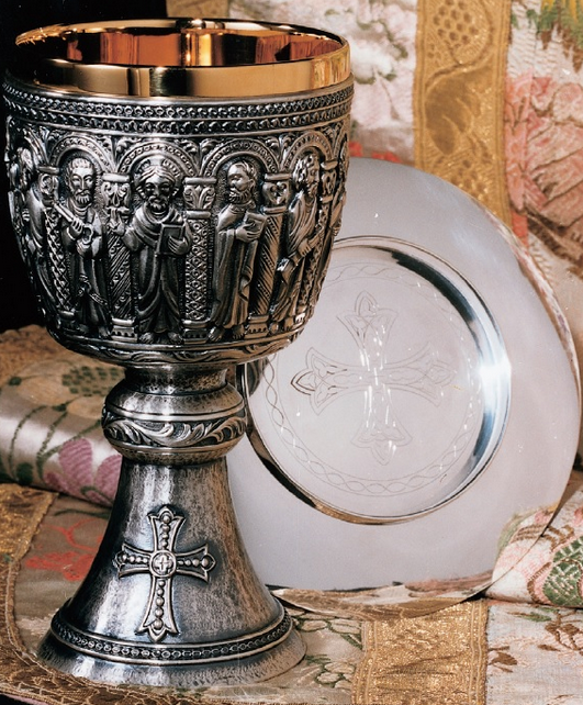 Molina -  Romanesque Chalice & Scale Paten With Ring | 2378